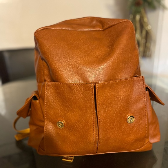 Vachetta Fashion Bag – Leather Backpack - Tan / Brown - Picture 2 of 10